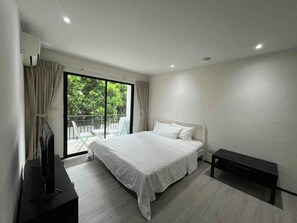 Standard Double Room, Balcony, Courtyard View | Free WiFi