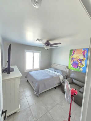 4 bedrooms, free WiFi, bed sheets