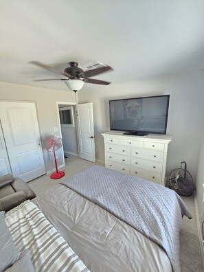 4 bedrooms, free WiFi, bed sheets