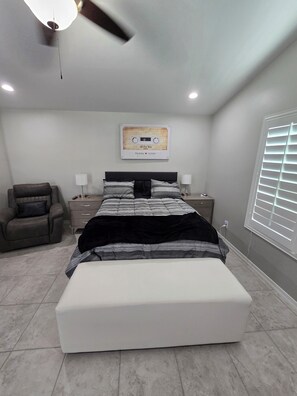 4 bedrooms, free WiFi, bed sheets