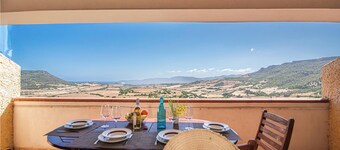 Domus De Pedra Pertunta