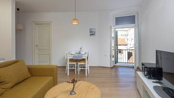 21-inch flat-screen TV with cable channels