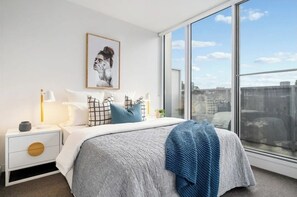 2 Schlafzimmer, Bügeleisen/Bügelbrett, Bettwäsche