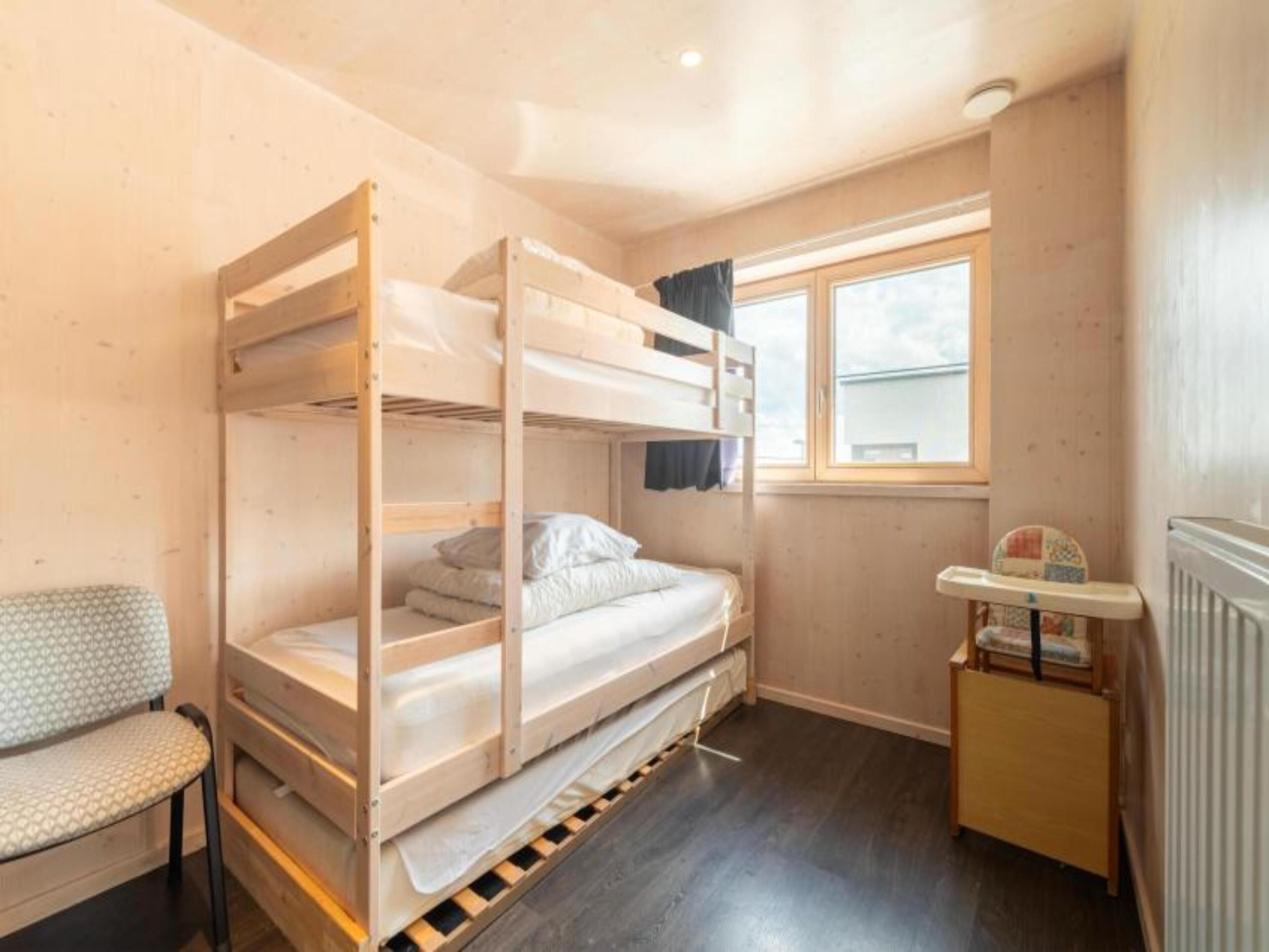 2 bedrooms, internet