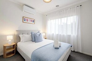 4 Schlafzimmer, Bügeleisen/Bügelbrett, WLAN, Bettwäsche