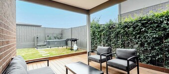 Coastal Family Retreat - Relaxed Coastal Living