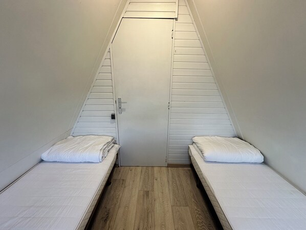 2 bedrooms, Internet