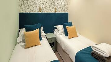 2 bedrooms