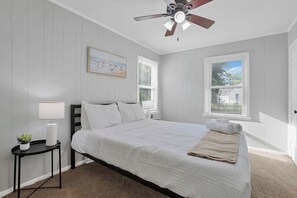 Unclassified image, 3 of 53, button - The Columbus Prime - 5 Bedroom 2 Bath- Parking (Columbus)