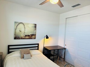 1 chambre, fer et planche à repasser, Wi-Fi, literie fournie