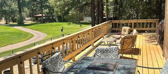 Scenic 3-master bedroom golf course retreat!