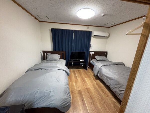 1 chambre, bureau, accès au Wi-Fi (inclus), literie fournie