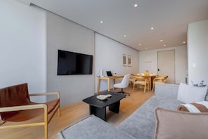 Smart TV, offices