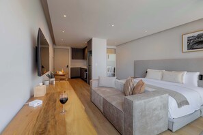 1 chambre, coffres-forts dans les chambres, bureau