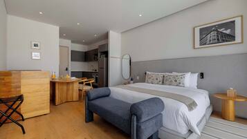 1 bedroom, in-room safe, desk, iron/ironing board