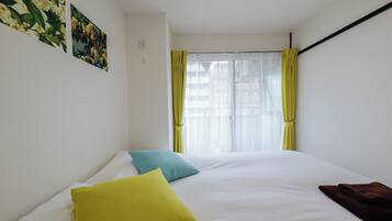 Wifi gratis y ropa de cama