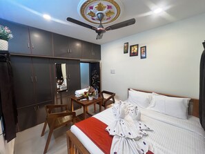 Superior Room | Free WiFi - Jas Grace Cottage (Madurai)