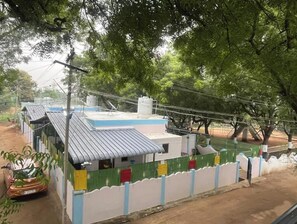 Fachada de la propiedad