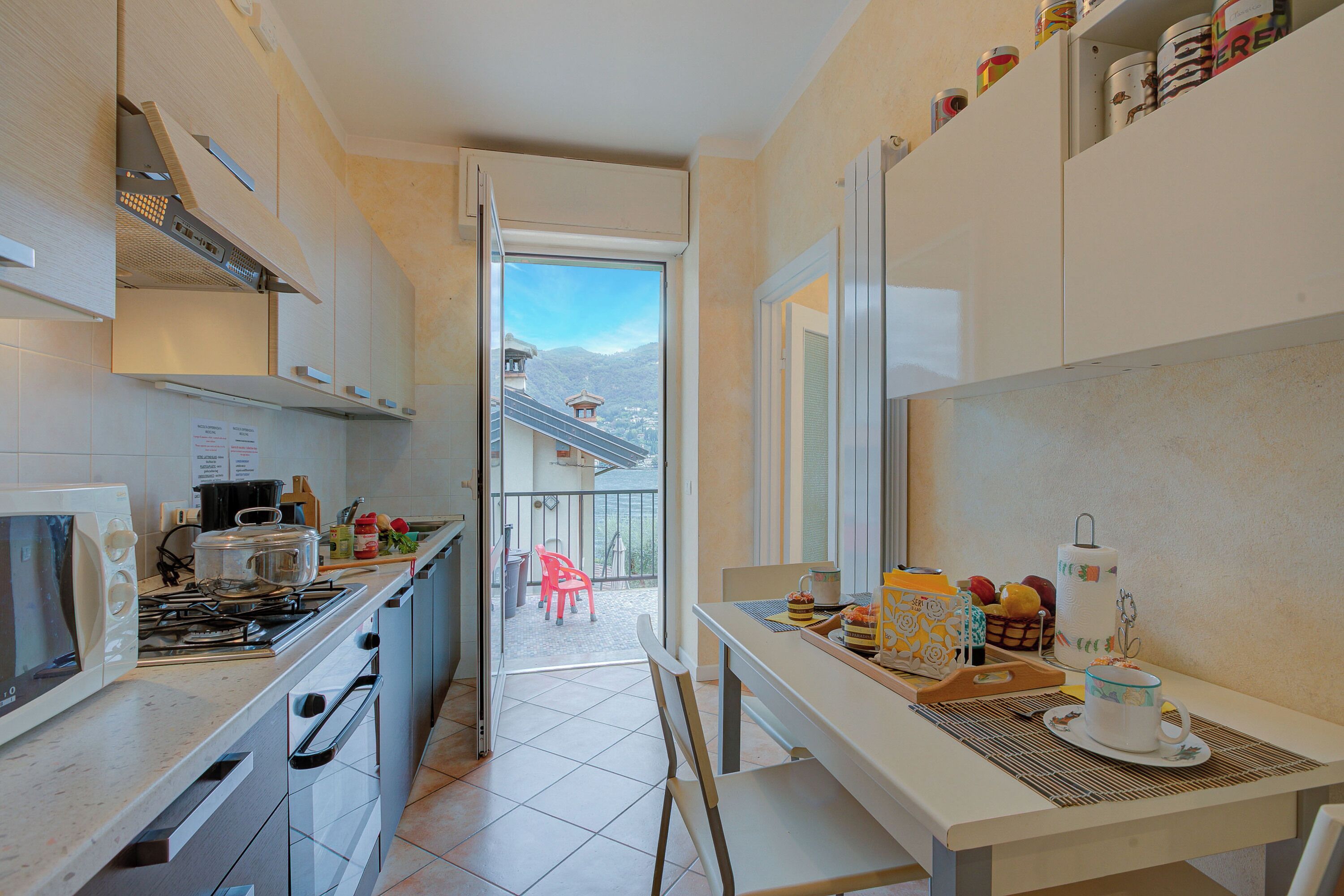 Standard Apartment, Multiple Bedrooms, Beachside (Ambra lakeside retreat&view / Terrace) | Private kitchen | Fridge, microwave, oven, stovetop