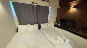 Free WiFi, bed sheets