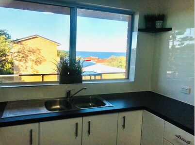 Work, Rest & Unwind – End of Whale Season watch from Balcony