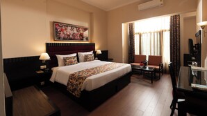 Ảnh chưa phân loại, 2 trong số 22 ảnh, nút