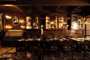 Restaurant - Broadway An Alivaa Collection Hotel (New Delhi)