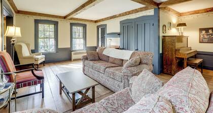 All-Season Lakefront Escape 8 Mi to Mount Sunapee