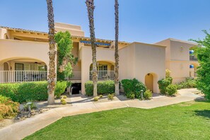 Exterior - Stroll to Dtwn, Pools & Tennis: Palm Springs Condo (Palm Springs)