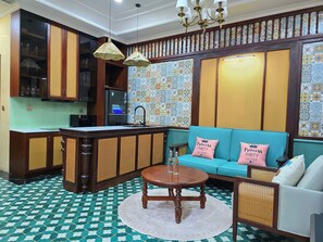 Biệt thự, quang cảnh sân vườn | Phòng ăn