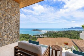 Villa, Meerblick | Blick vom Balkon