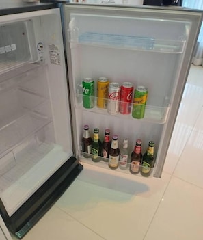 Alimentos y bebidas