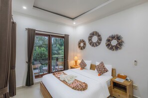 Superior Double Room, Pool View