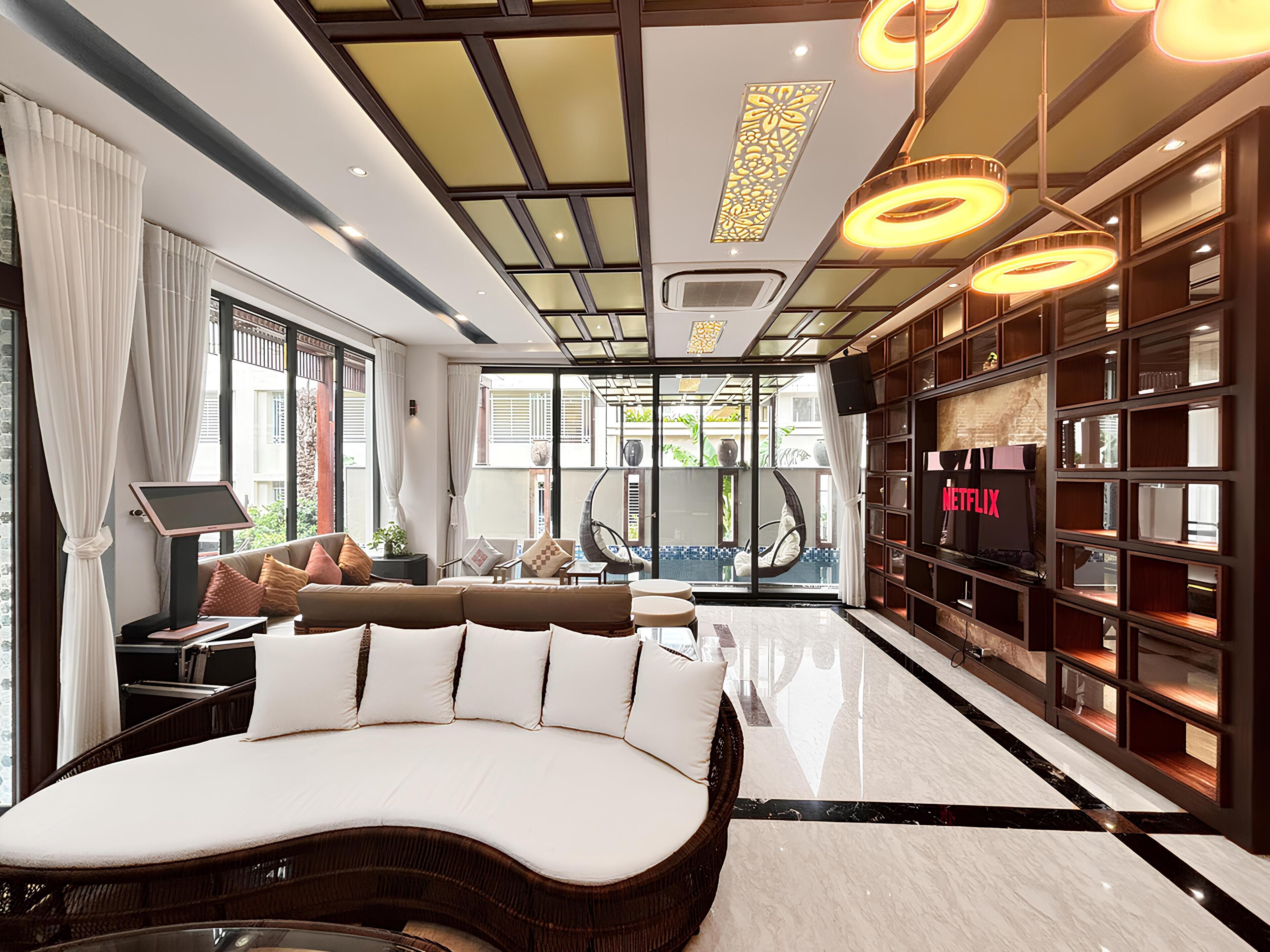 Biệt thự, 5 phòng ngủ, ban công, quang cảnh thành phố | Phòng khách