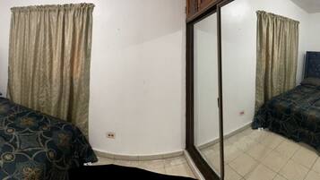 3 Schlafzimmer, Bügeleisen/Bügelbrett, WLAN, Bettwäsche