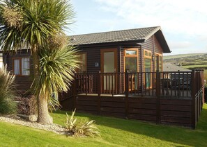Exterior - Country Holiday Lodge 4 VIP (Tintagel)