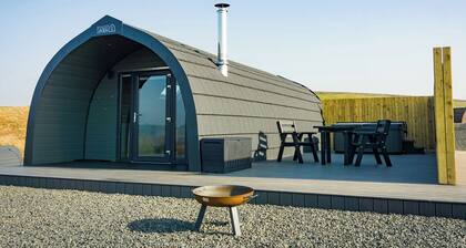 Luxury Castle Pod with Hot Tub