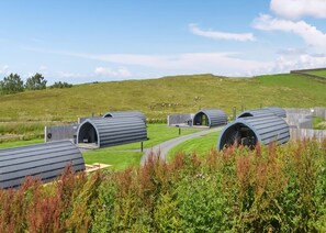 Property grounds - Luxury Castle Pod with Hot Tub (Haltwhistle)