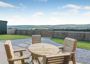 Outdoor dining - 1 bedroom accommodation in Ripponden (Ripponden)