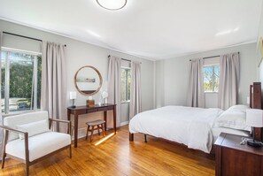 4 habitaciones, tabla de planchar con plancha y wifi 