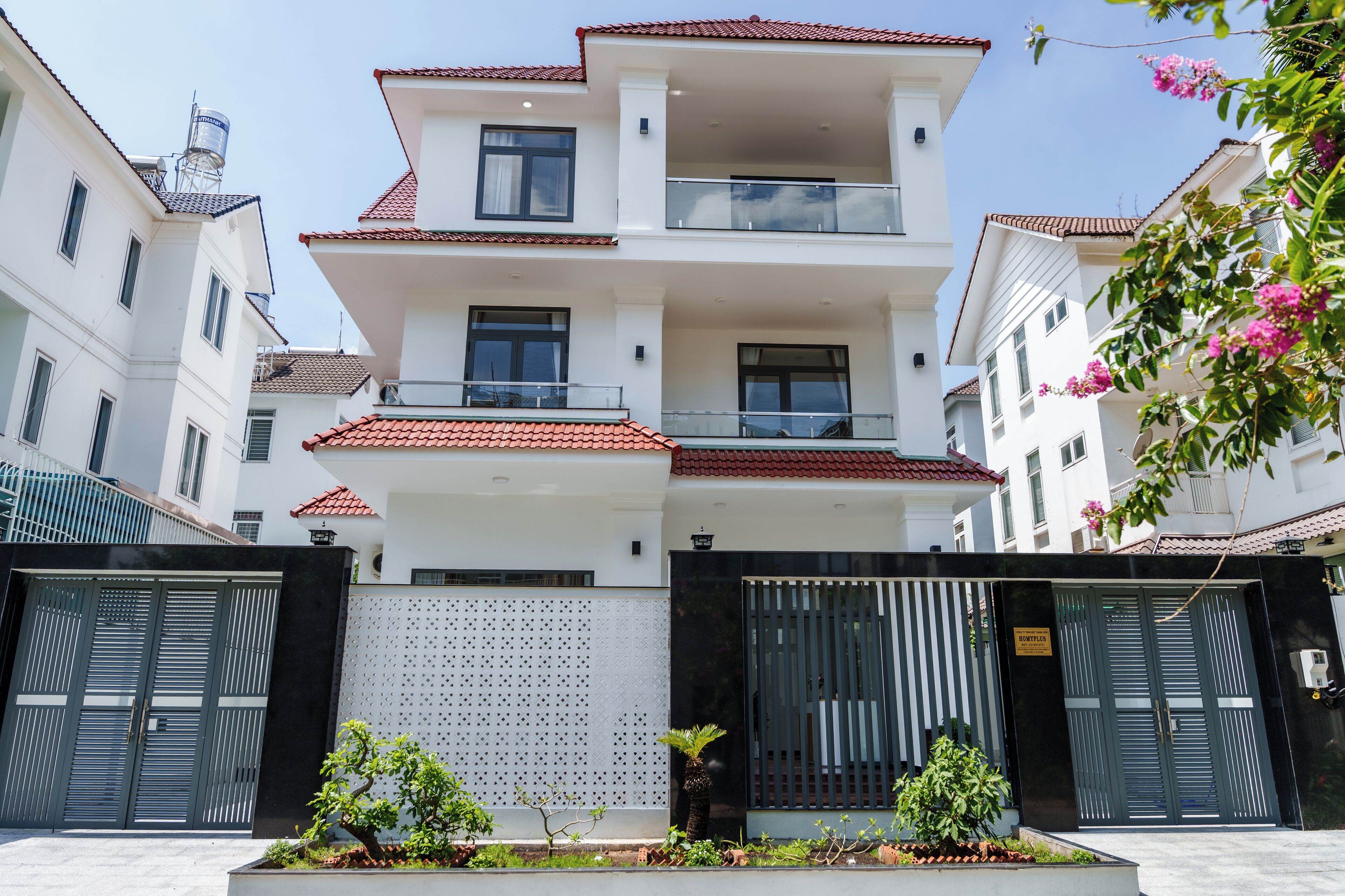 Πρόσοψη καταλύματος