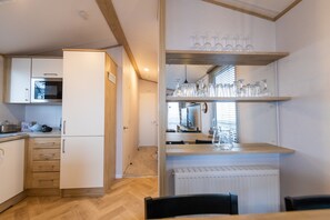 Fridge, microwave, oven, toaster