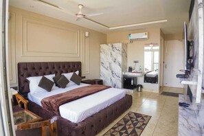 Free WiFi - Hill Top Heaven By Elvora Hotels & Resorts (Kasauli)