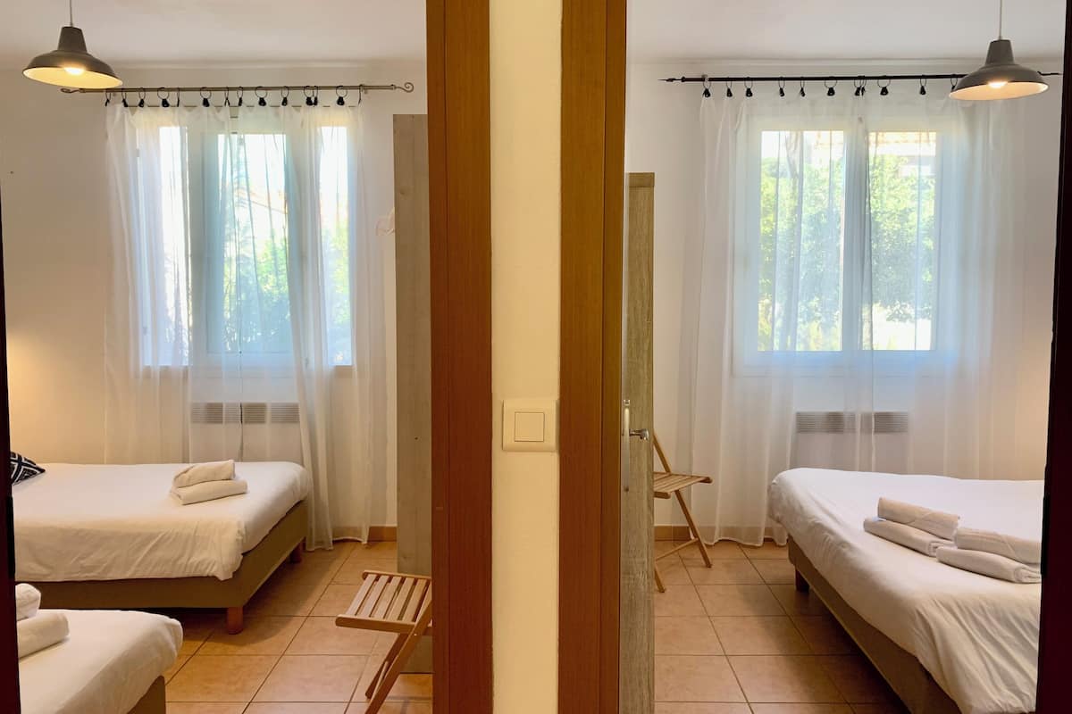 Blackout drapes, iron/ironing board, free WiFi