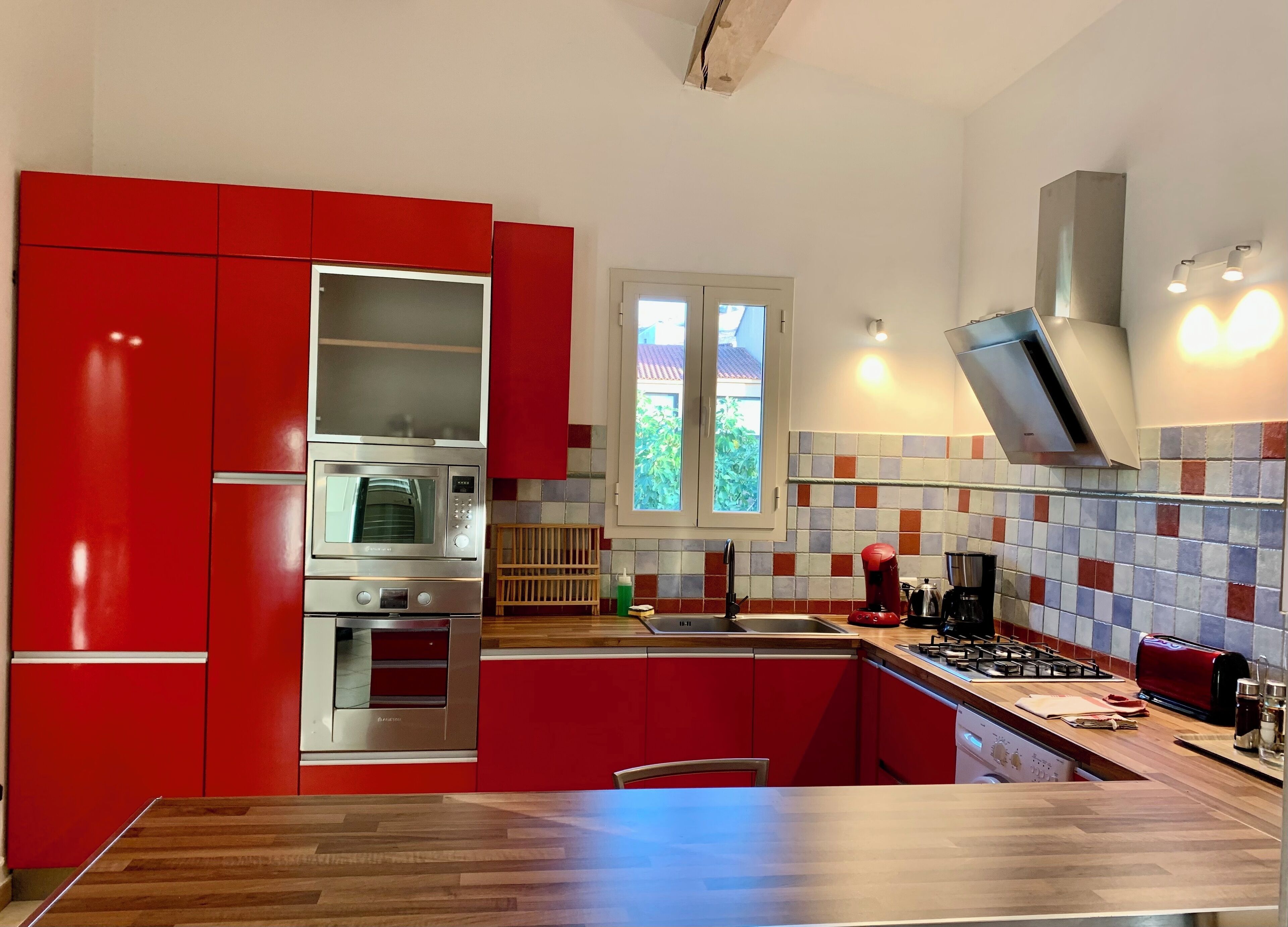 Appartement Confort, 3 chambres, vue jardin, vue mer | Cuisine privée