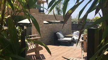 Outdoor pool, pool umbrellas, pool loungers