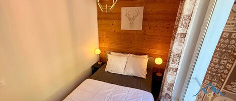 1 camera, Wi-Fi gratuito