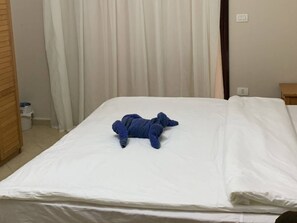 1 quarto, acesso à internet, acesso para cadeiras de rodas