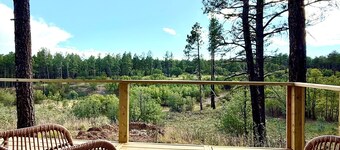 King Glamping Tent with AC & Mountain Views