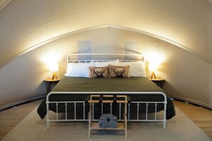 1 chambre, lit parapluie, Wi-Fi gratuit, draps fournis